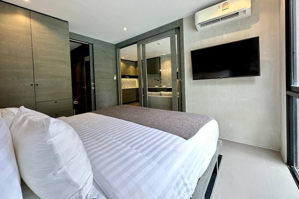Kamala Beach P55 Exclusive Junior Suite Buitenkant foto
