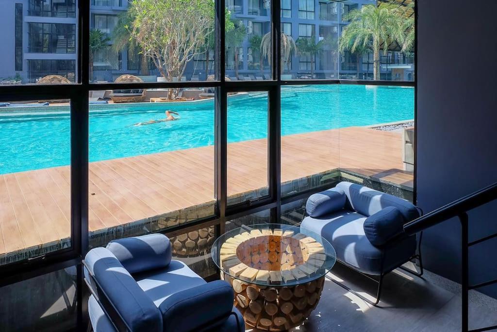 Kamala Beach P55 Exclusive Junior Suite Buitenkant foto