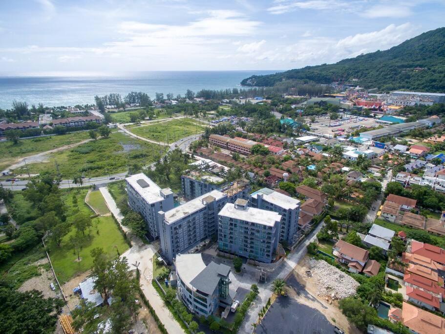 Kamala Beach P55 Exclusive Junior Suite Buitenkant foto