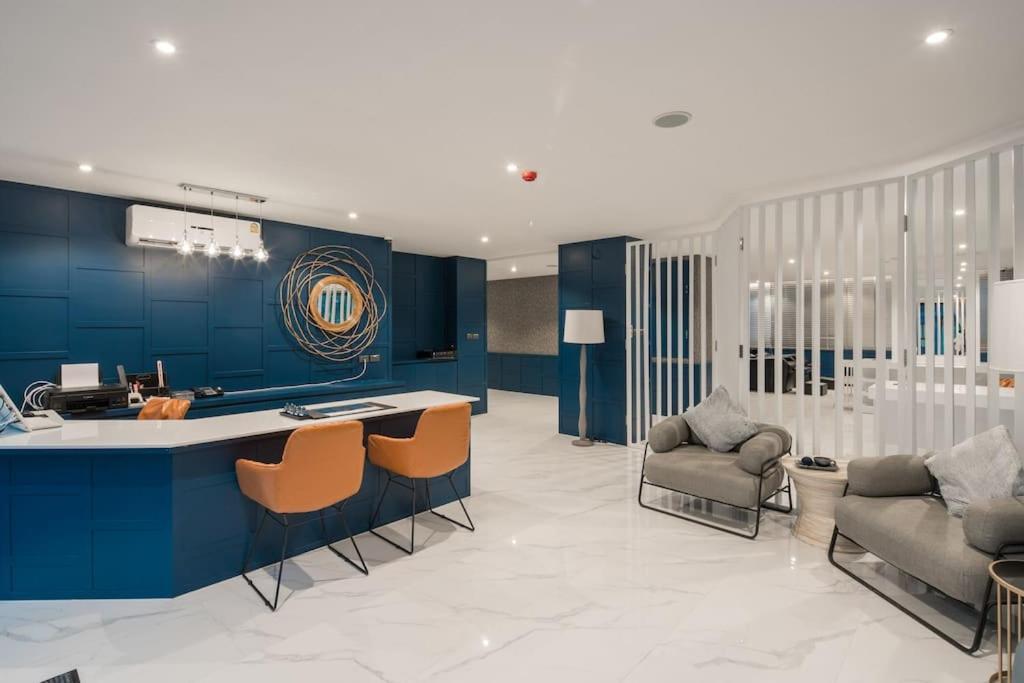 Kamala Beach P55 Exclusive Junior Suite Buitenkant foto